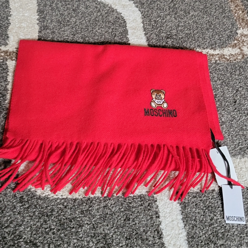 Brand new Moschino bear wool scarf